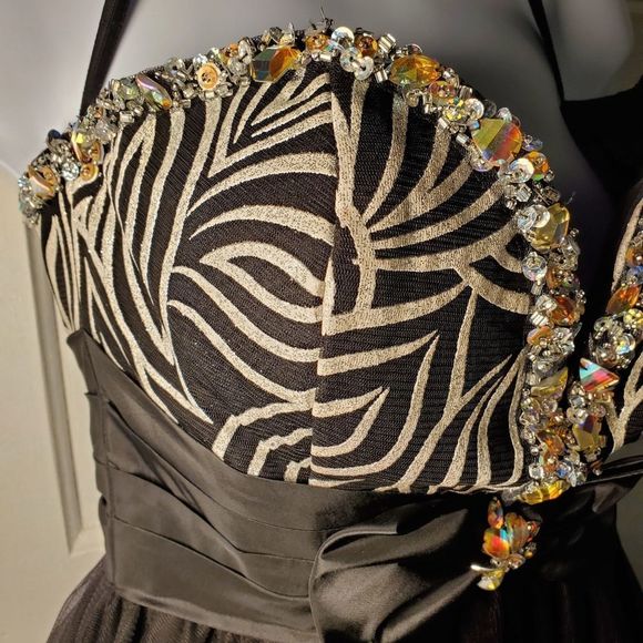 Night Moves Strapless Ballroom Gown Prom / Homecoming Princess Dress - Picture 4 of 10